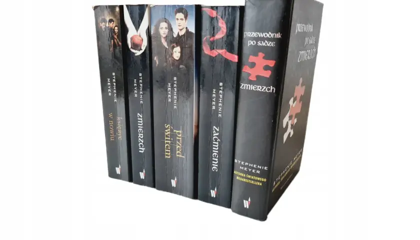 Książki z serii Zmierzch autorstwa Stephenie Meyer. Recenzja książki po angielsku zmierzch może być inspiracją do sięgnięcia po te bestsellery.