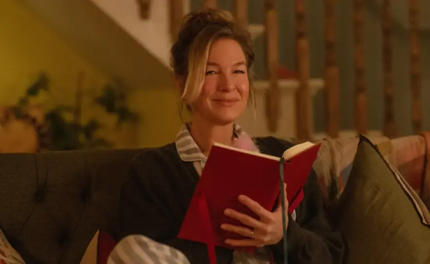 Dziennik Bridget Jones: Recenzja książki i porównanie z filmem